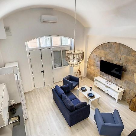 Apartcity Triana Севілья Екстер'єр фото
