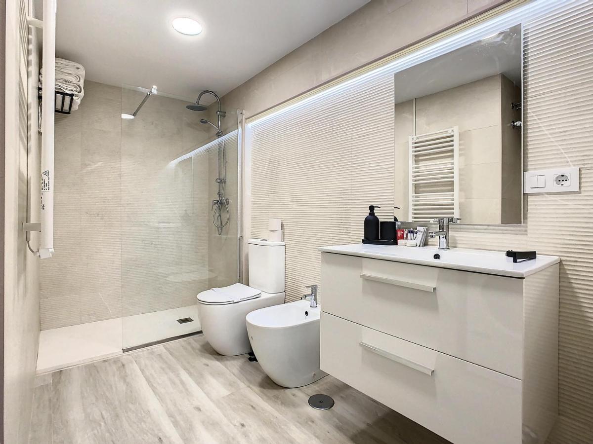 Apartcity Triana Севілья Екстер'єр фото