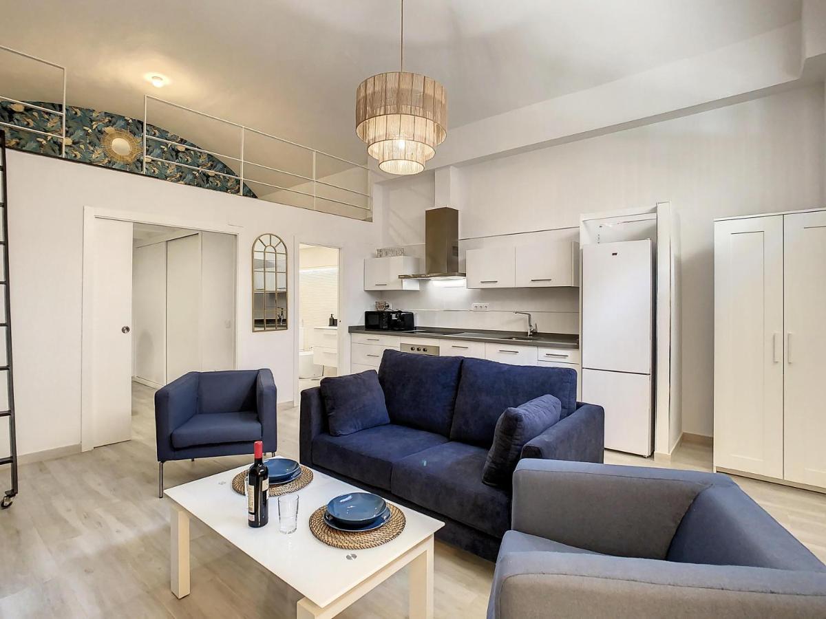 Apartcity Triana Севілья Екстер'єр фото
